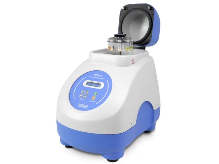 Homogeniser with Titanium Rotor